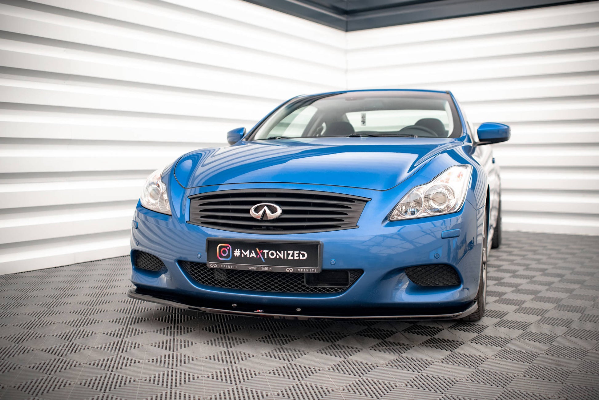 Front Ansatz für Infiniti G37 Coupe  Carbon Look
