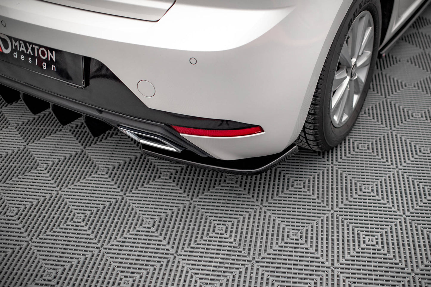 Heck Ansatz Flaps Diffusor für Seat Ibiza FR/ Standard Mk5 Carbon Look
