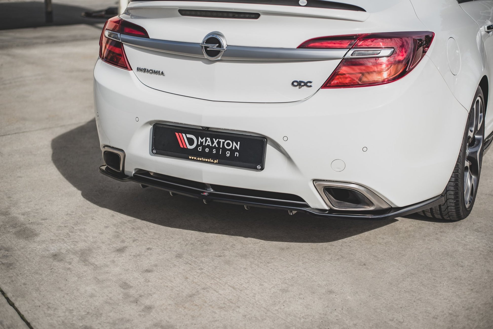 Mittlerer Diffusor Heck Ansatz DTM Look für Opel Insignia Mk. 1 OPC Facelift Carbon Look