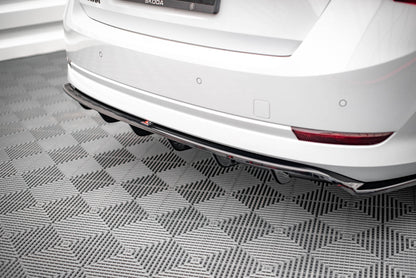 Mittlerer Diffusor Heck Ansatz DTM Look für Skoda Octavia Mk4 schwarz matt