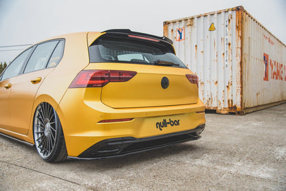 Mittlerer Diffusor Heck Ansatz für VW Golf 8 schwarz Hochglanz