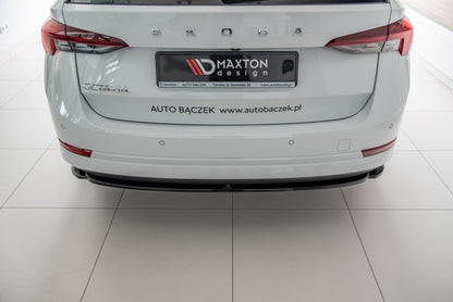 Mittlerer Diffusor Heck Ansatz für Skoda Octavia Mk4 schwarz matt
