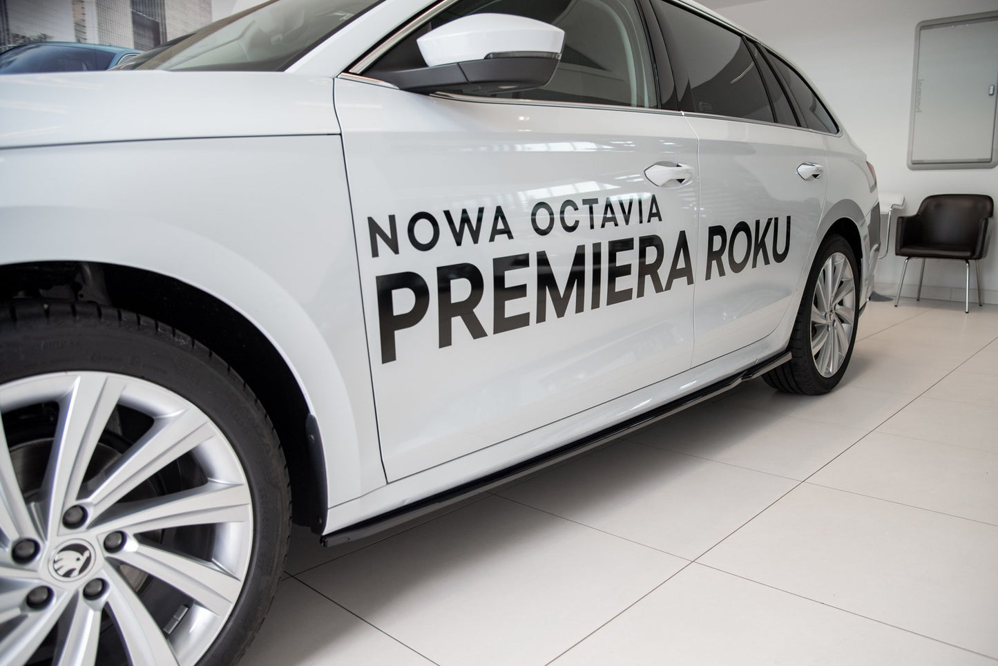 Seitenschweller Ansatz für V.2 für Skoda Octavia Mk4  schwarz matt