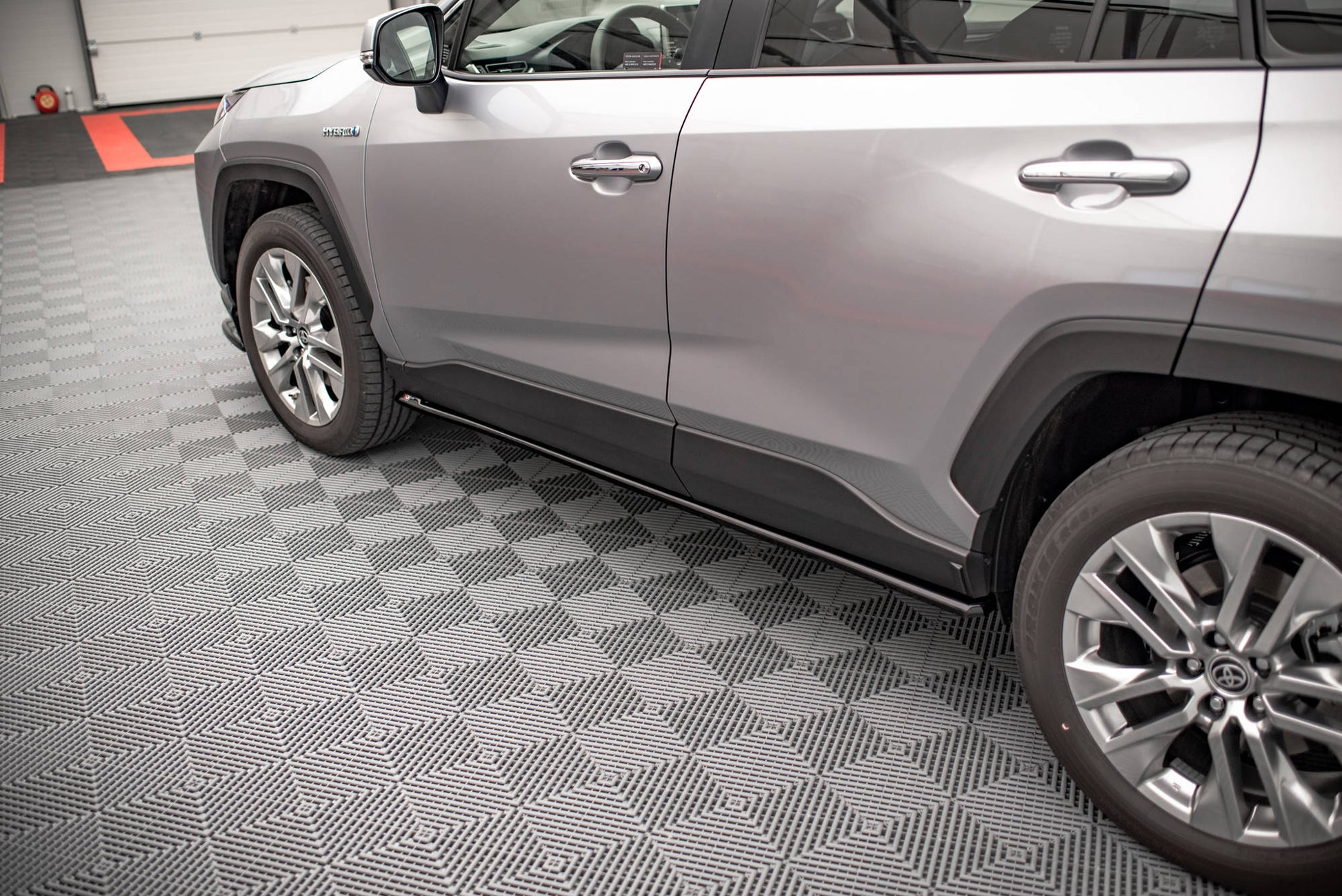 Seitenschweller Ansatz für Toyota RAV4 Mk5 schwarz Hochglanz