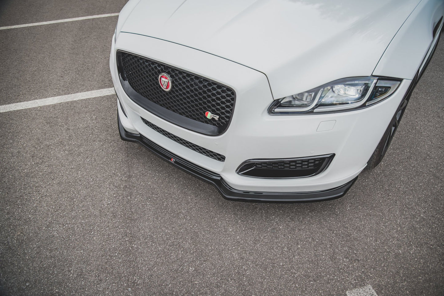 Front Ansatz für Jaguar XJ X351 Facelift schwarz Hochglanz
