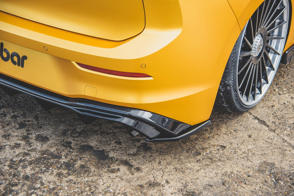 Heck Ansatz Flaps Diffusor für VW Golf 8  Carbon Look