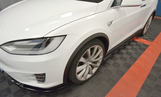 Seitenschweller Ansatz für V.1 für TESLA MODEL X schwarz matt