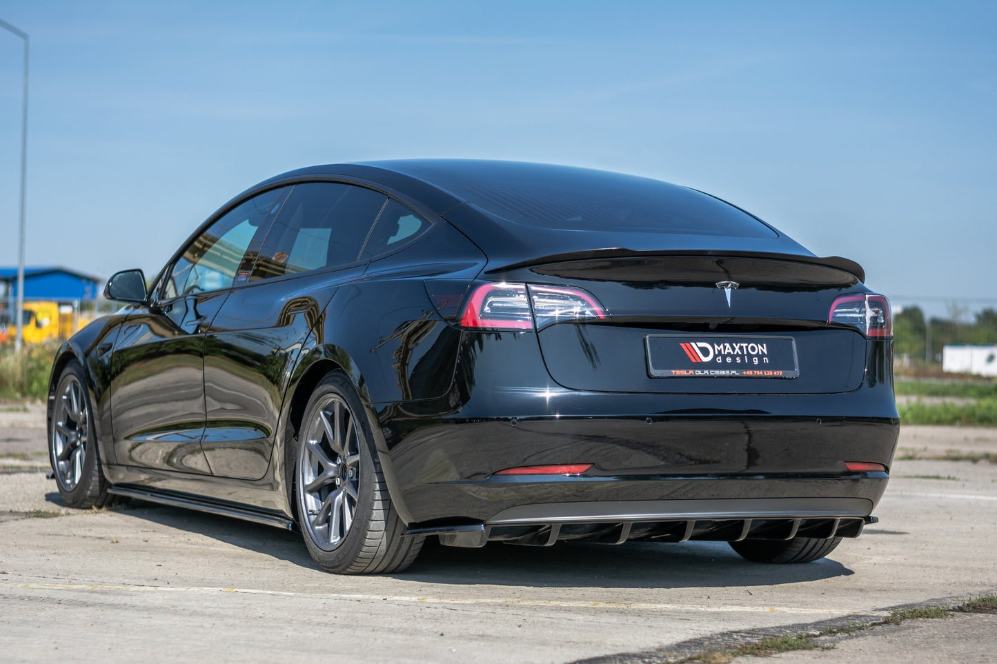 Spoiler CAP für Tesla Model 3 schwarz Hochglanz