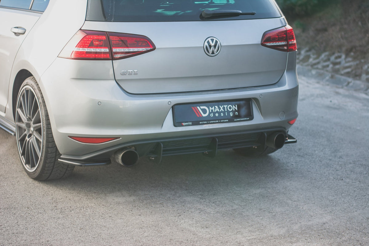 Heck Ansatz Flaps Diffusor V.2 für VW Golf 7 GTI  Carbon Look