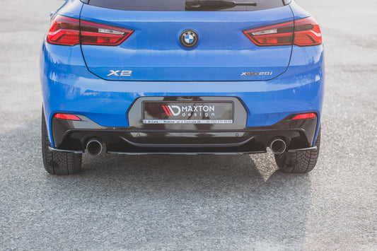 Mittlerer Diffusor Heck Ansatz für BMW X2 F39 M-Paket Carbon Look