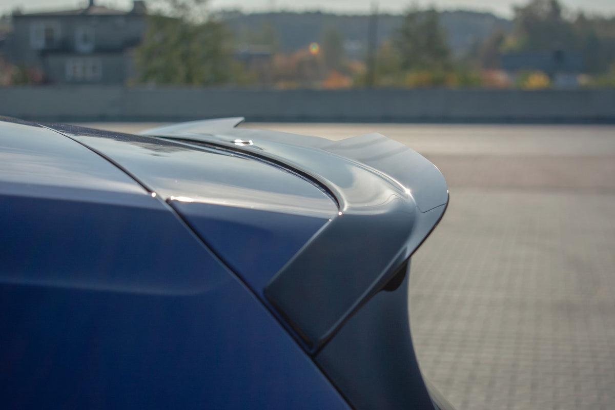 Spoiler CAP V.2 für Volkswagen Golf 7 / 7 Facelift R / R-Line / GTI  Carbon Look