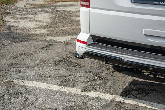 Heck Ansatz Flaps Diffusor für Volkswagen T6 Carbon Look