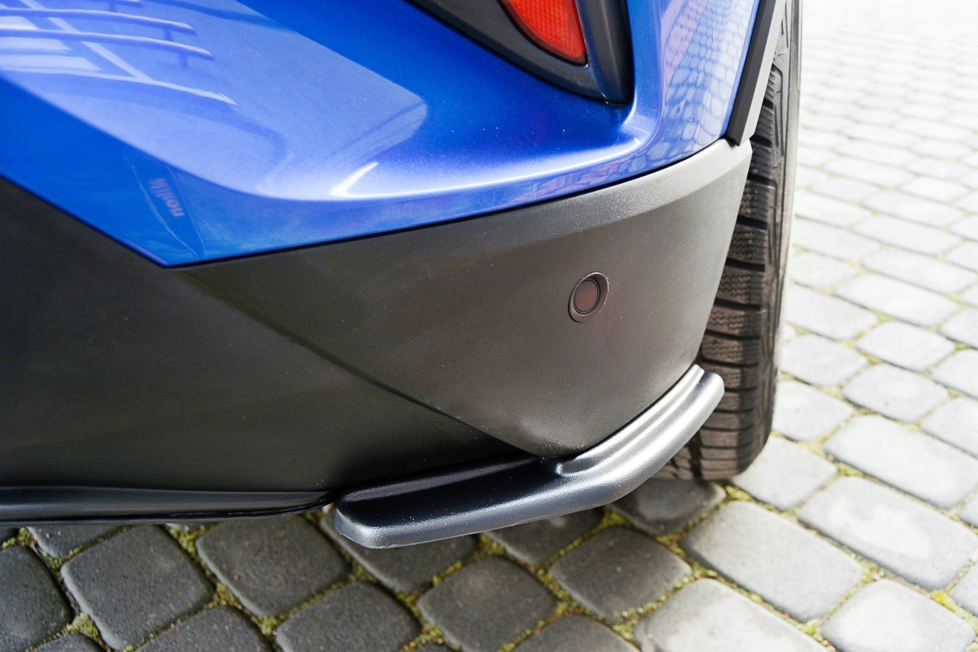 Heck Ansatz Flaps Diffusor für TOYOTA C-HR  schwarz Hochglanz