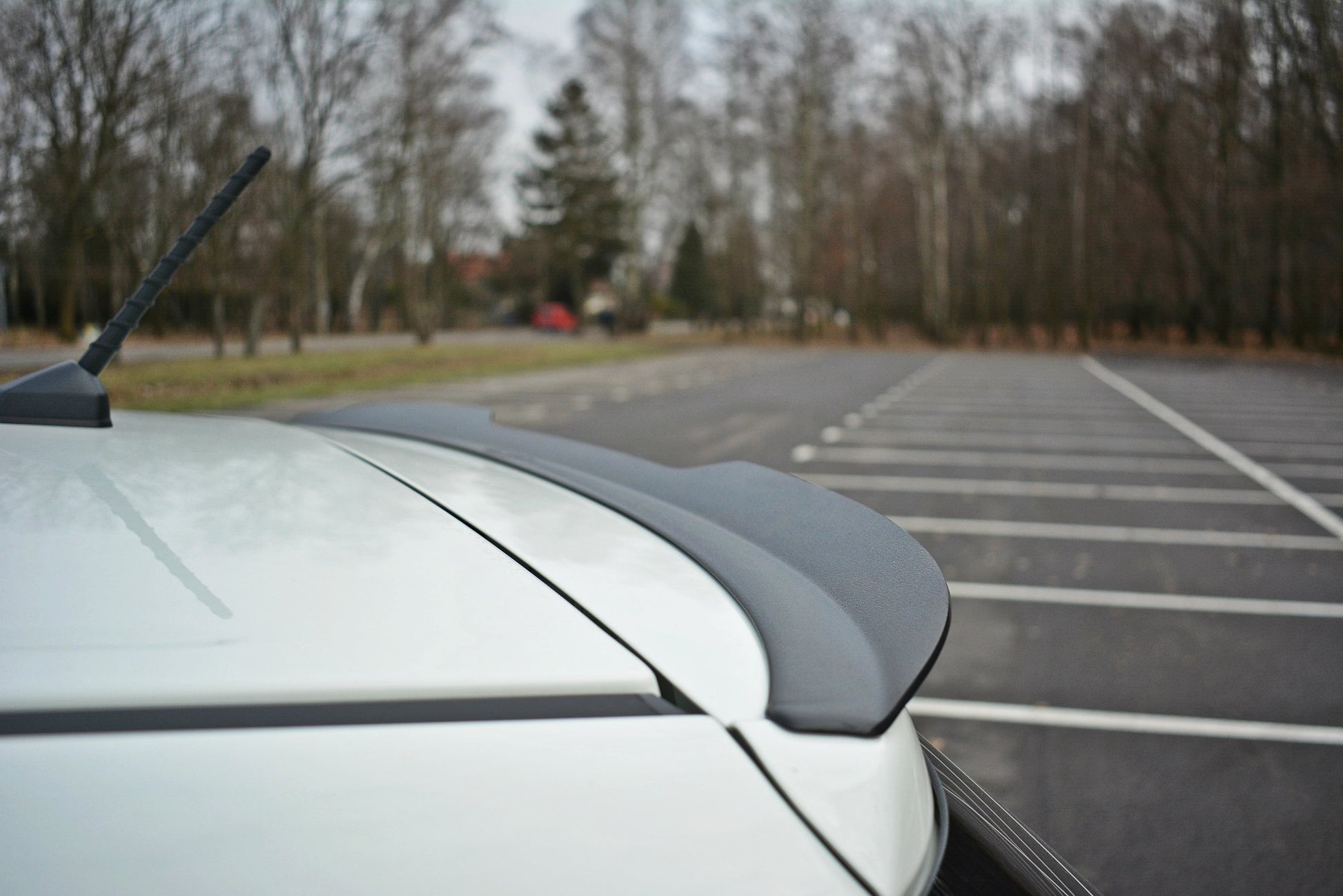 Spoiler CAP für SSANGYONG TIVOLI schwarz matt