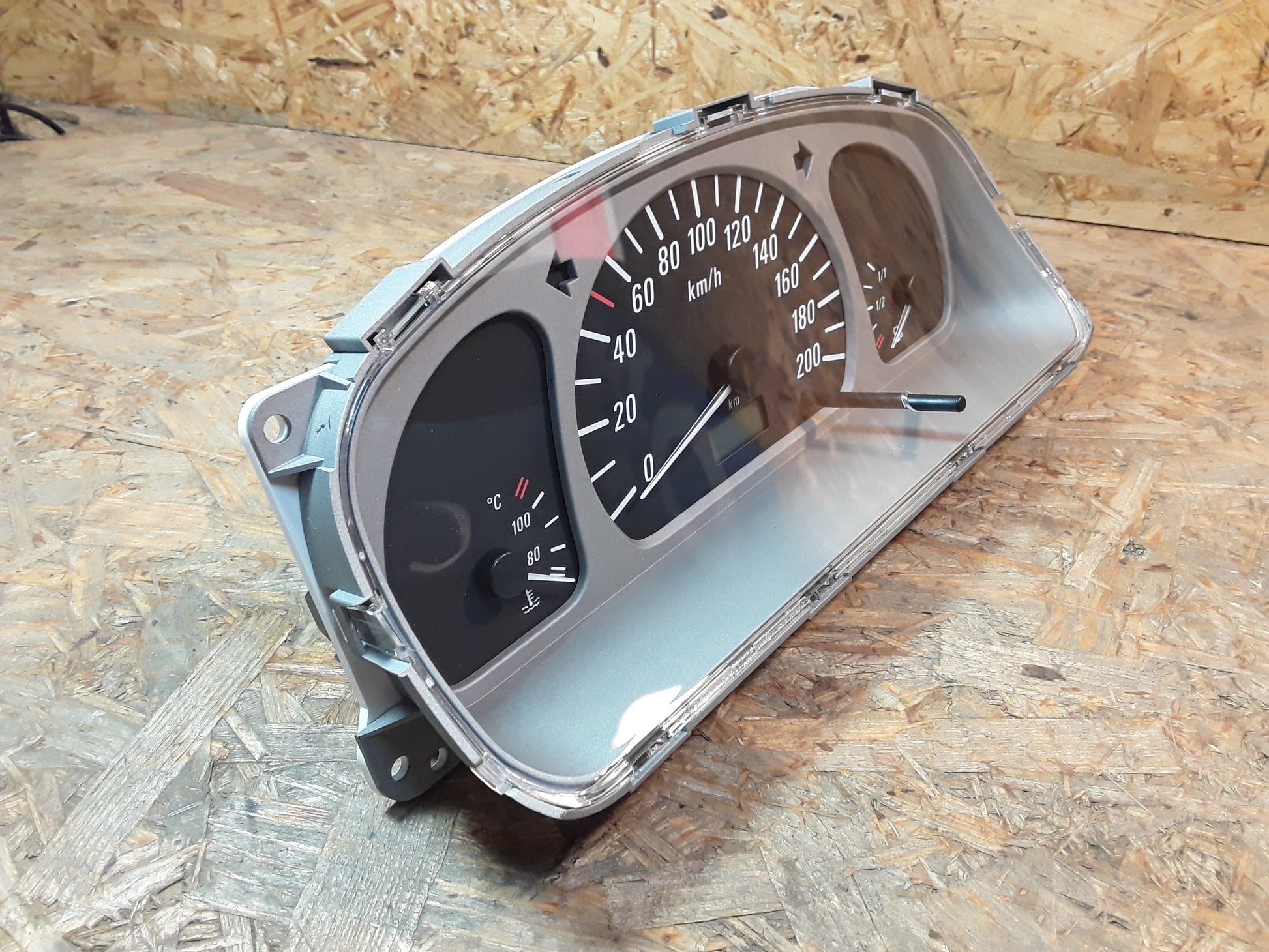 Original GM Opel Instrument Cockpit km/h AT-Teil 93177910 Agila A