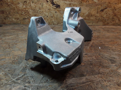 Original GM Opel Stütze Kompressor Klimaanlage und Lenkhilfepumpe Kennzeichen: BA  90528680 Vectra B