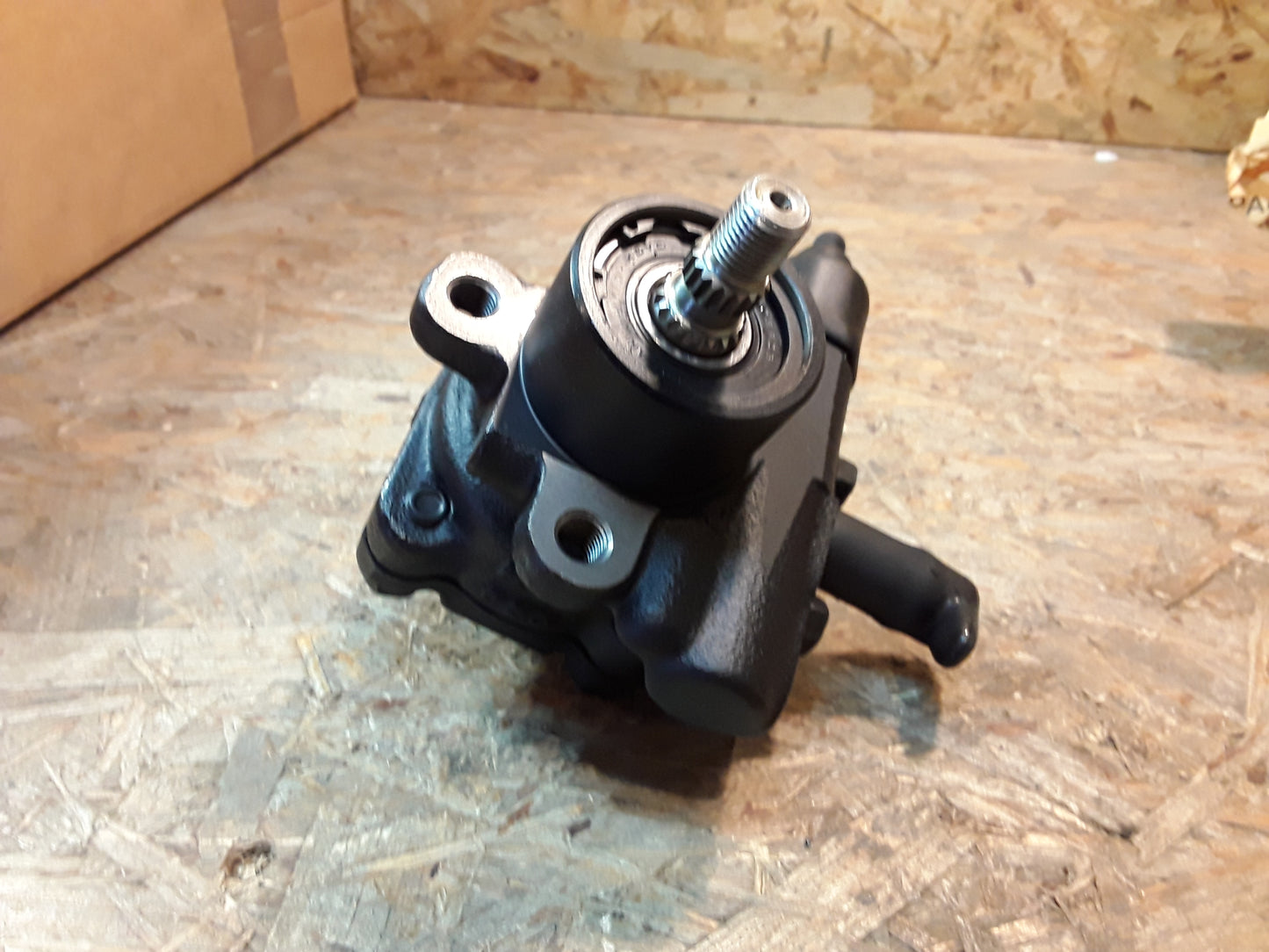 Original GM Opel Pumpe Servolenkung (ersetzt in 5948059) 97084950   93175597 Campo
