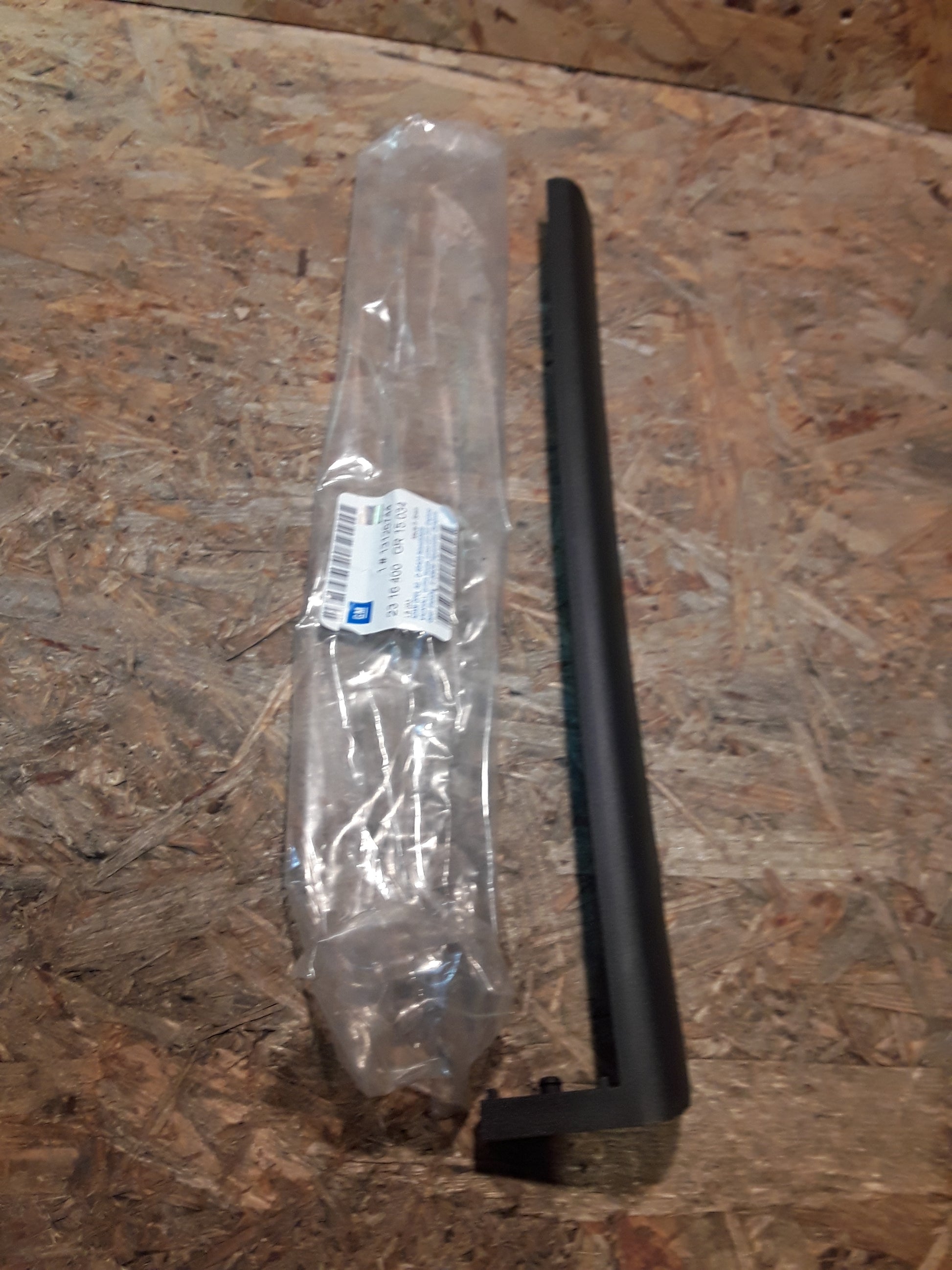 Original GM Opel Blende Führungsschiene aussen hinten Stiz rechts charcoal 13126744 Meriva A