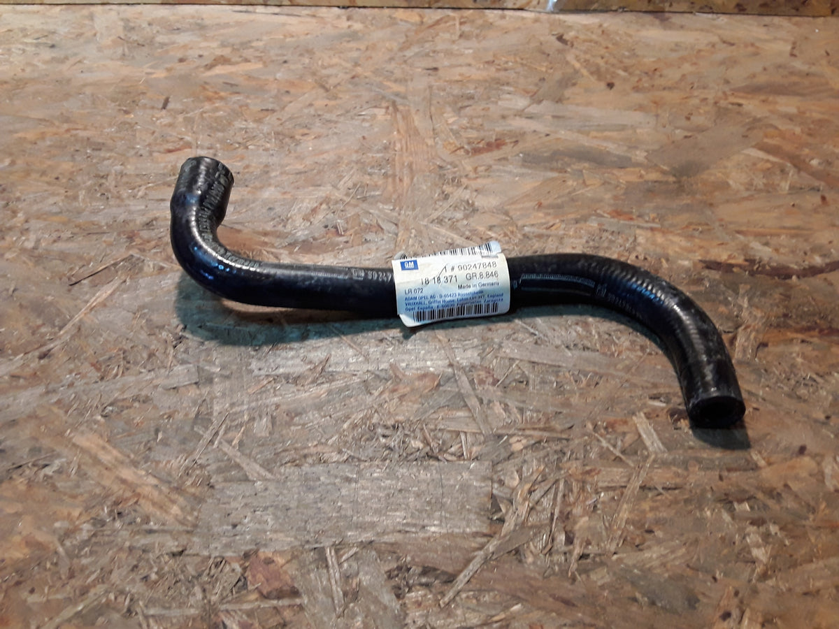 Original GM Opel Heizungsschlauch vom Verteiler zum Anschluss Heizkörper - nur bei Klimaanlage - 90247848 Omega A