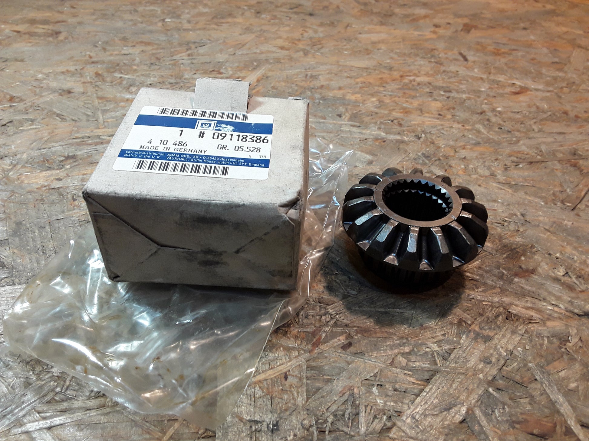 Original GM Opel Kegelrad Ausgleichgehäuse Hinterachse mit Sperrausgleichgetriebe  9118386 Omega B