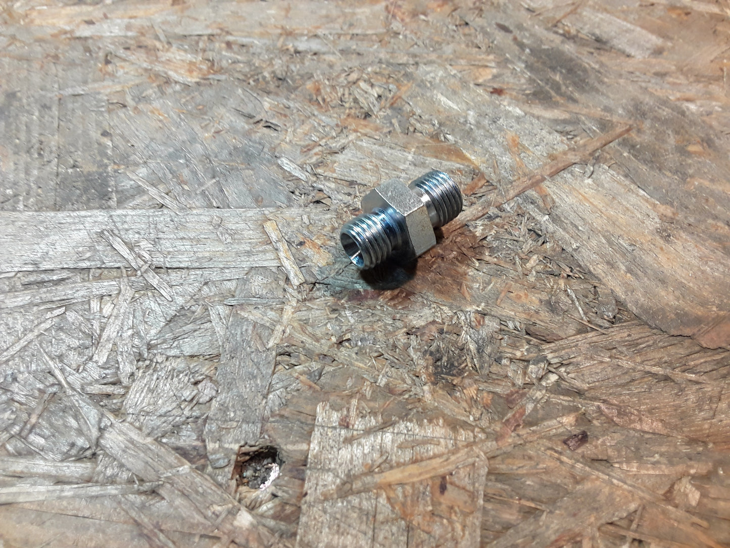 Original GM Opel Anschlussstück Schlauch Turbolader M12-1/4 90393186 Lotus Omega