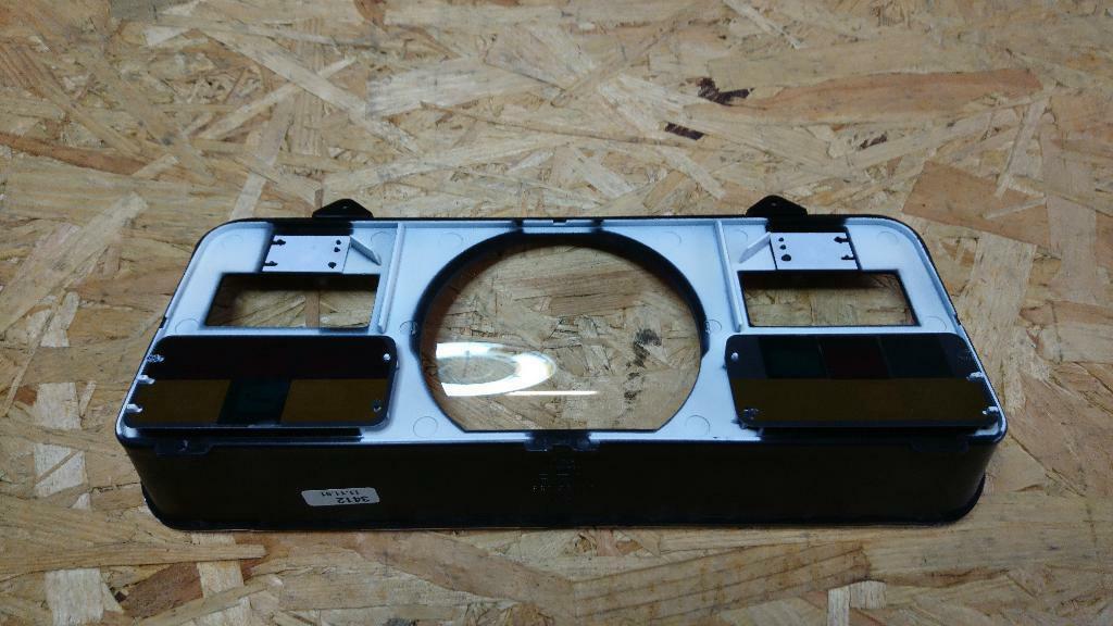 Original GM Opel Tacho Instrument Gehäuse Scheibe Kadett E Neu