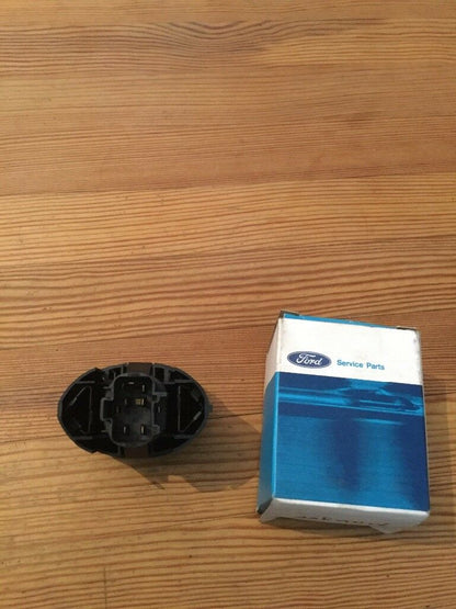 Original Ford Escort Schalter Heizbare Heckscheibe NEU