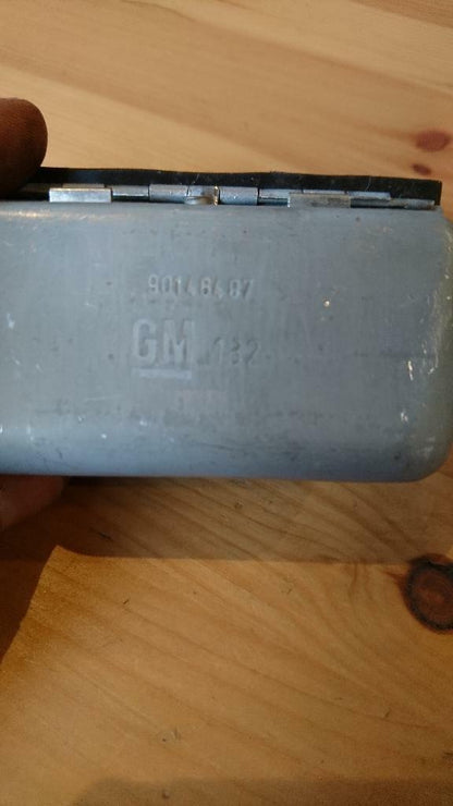Opel Senator A Aschenbecher hinten rechts neu original GM