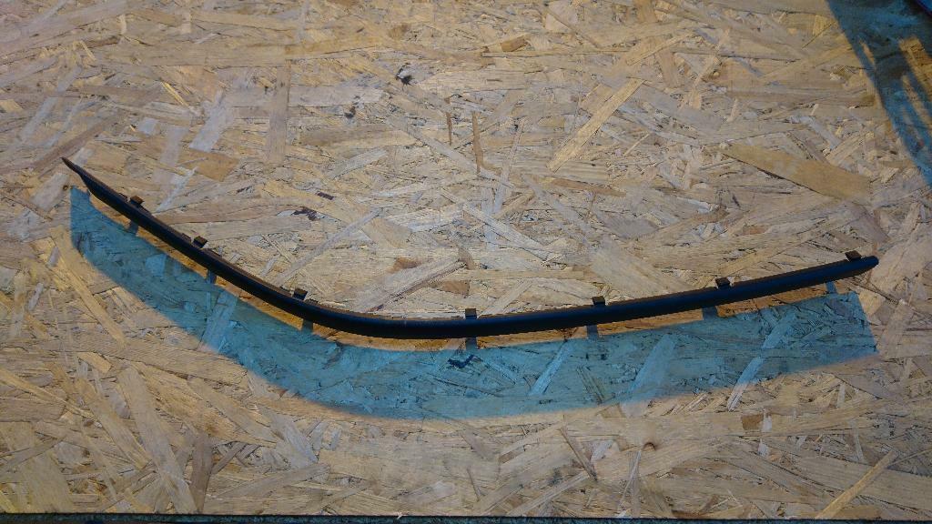 BMW 528i e39 Zierleiste bumper vorne links neu original