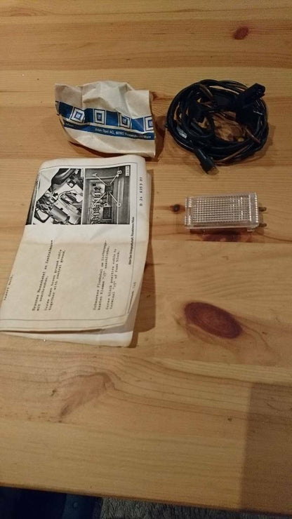 Opel Einbausatz Innenraumleuchte neu original GM
