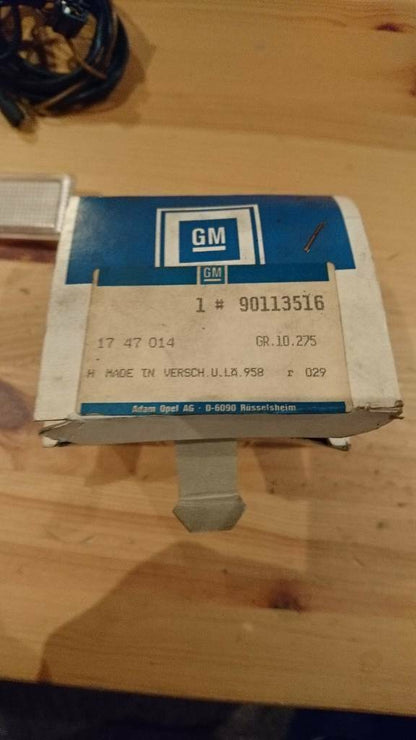 Opel Einbausatz Innenraumleuchte neu original GM