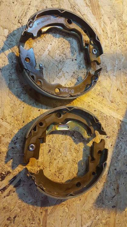 GM Bremsbackensatz neu GM