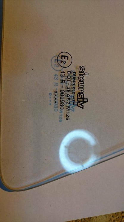 Kadett E Fensterscheibe hinten links neu original GM