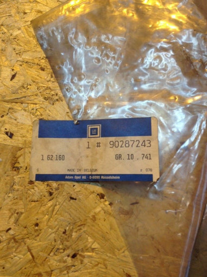 Opel ascona c Scheibe hinten links