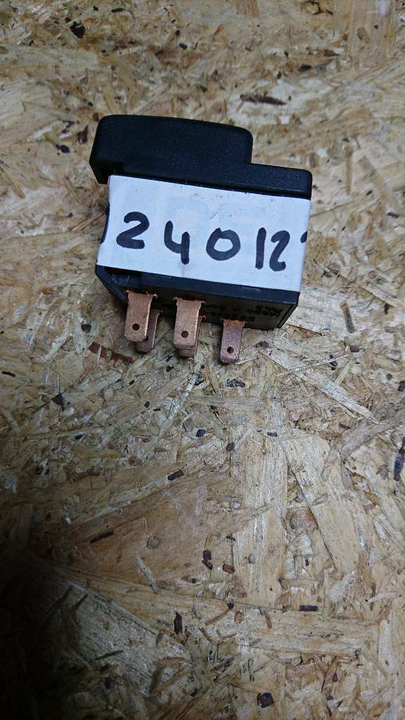 Original GM Senator B Omega A Schalter Leuchtweitenregulierung Neu
