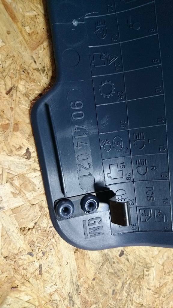 Astra F Abdeckung Sicherungskasten blau NEU original GM