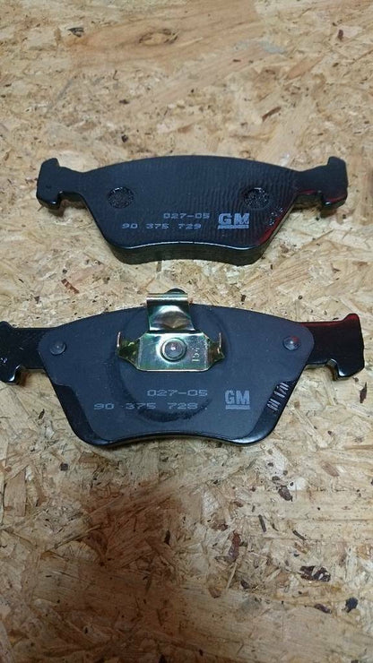 Omega B Calibra Vectra A Bremsbeläge vorne neu original GM