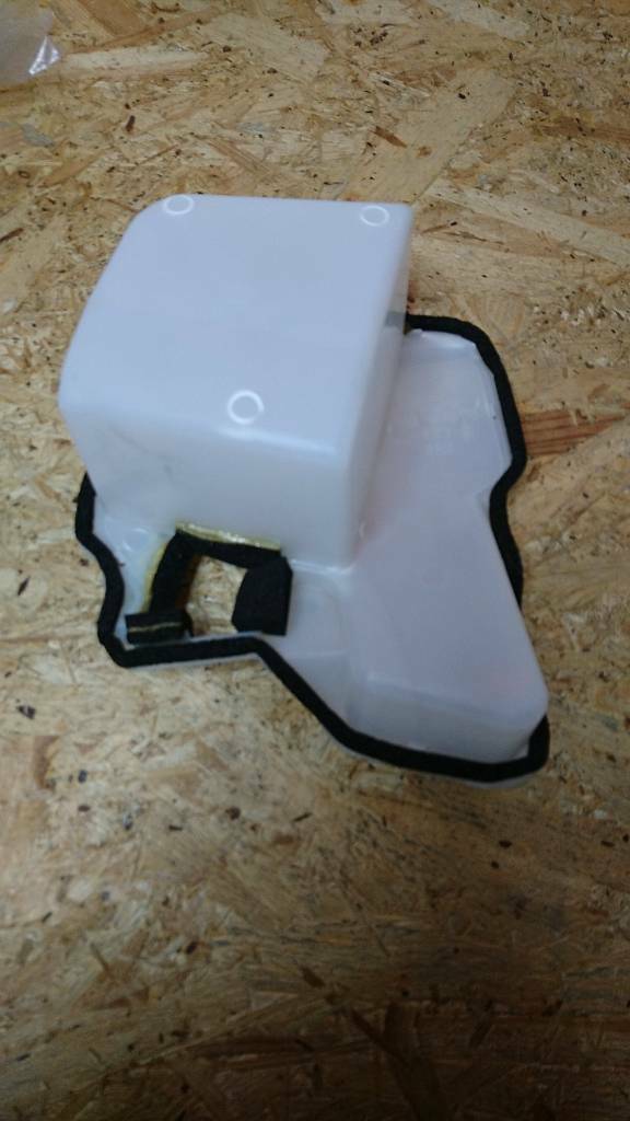 Opel Monterey Gurt Staubschutz links neu original GM