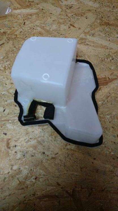 Opel Monterey Gurt Staubschutz links neu original GM
