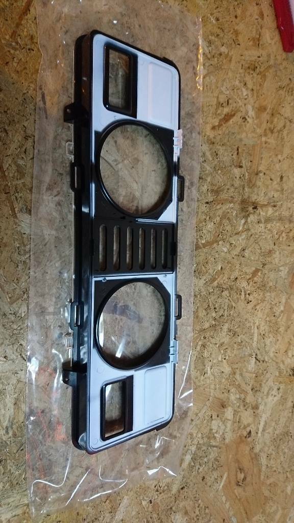 Original GM Senator A Rekord Monza Tachoblende Tachorahmen neu