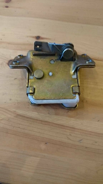 Kadett d kofferraumschloss neu original gm 90054000