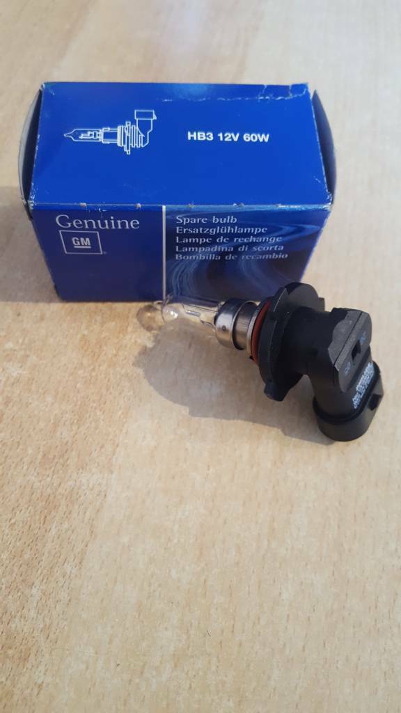 Opel Mokka Glühlampe HB3 12V 60W neu original GM