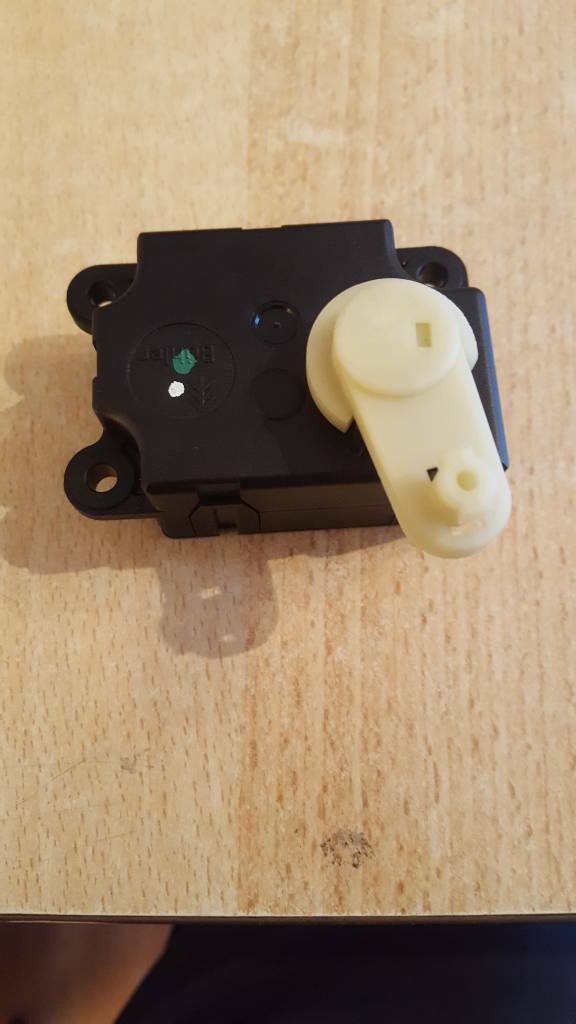 Opel Vectra C Signum Servomotor Luftklappe neu original GM