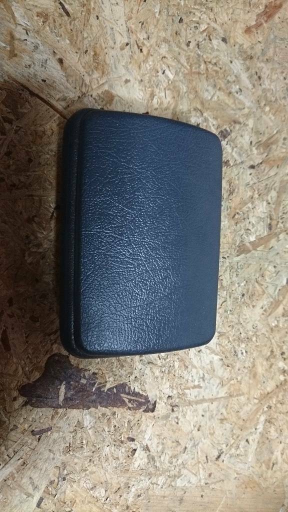 Ascona c Aschenbecher neu original gm 90036845 Opel