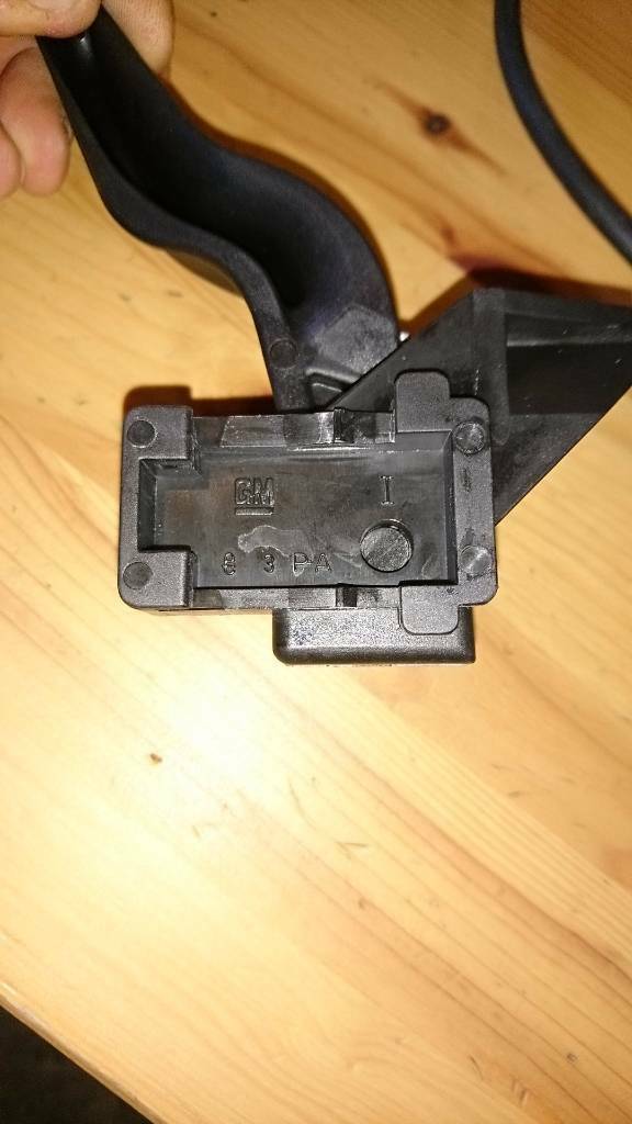 Opel Omega B Bowdenzug Haubenverschluss neu original GM