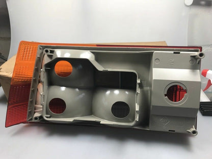 Original GM Opel Rückleuchte Rechts Ascona C 1 *NEU* 1223033