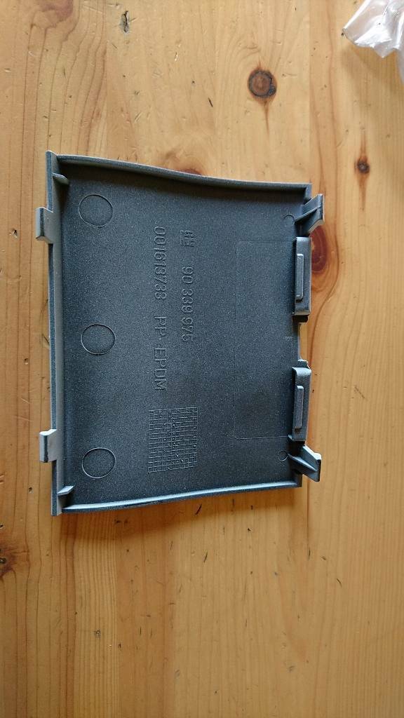 Omega a Abschlepphaken Abdeckung neu original GM 90339975