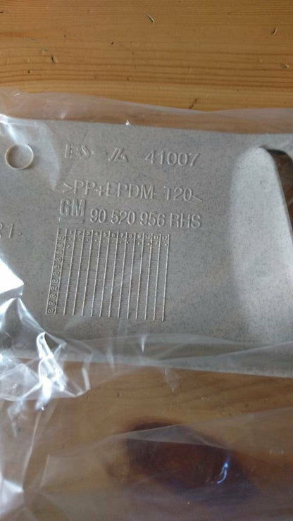 Astra G Verkleidung B-Säule Sicherheitsgurt rechts NEU original Opel 90520956