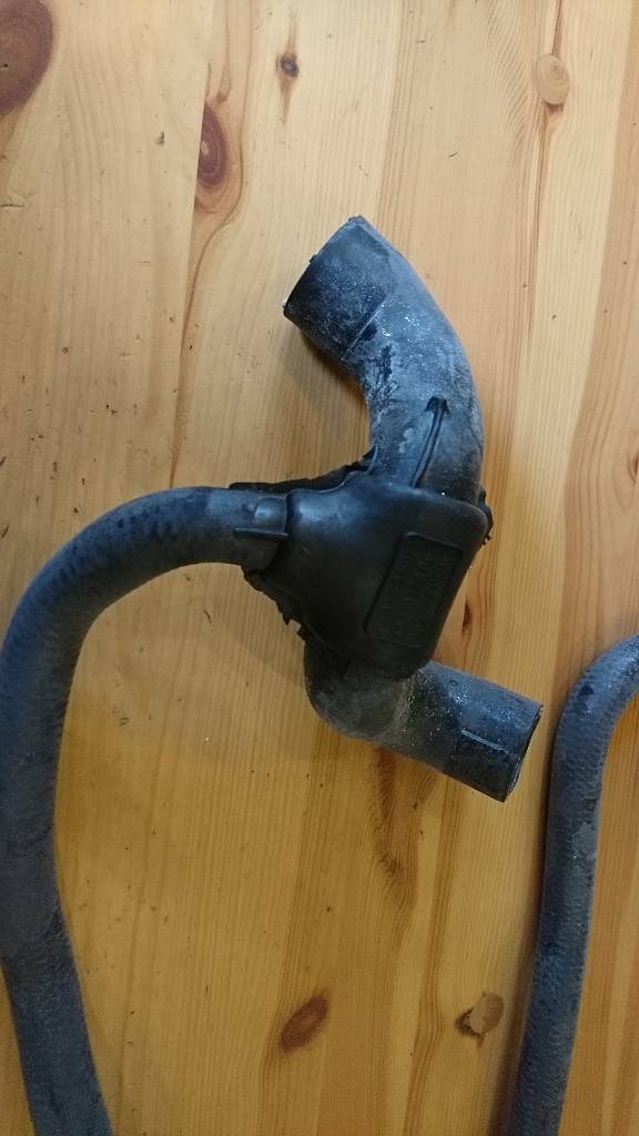 Corsa C Kühlerschlauch Kühlwasserschlauch neu original GM