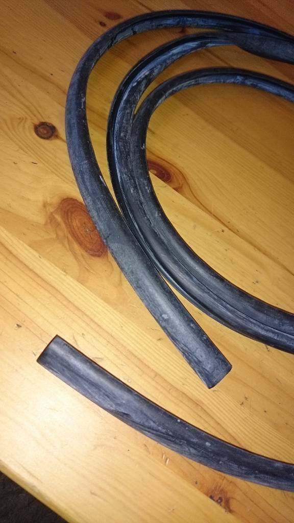 Corsa B Heckscheibendichtung Neu Original GM